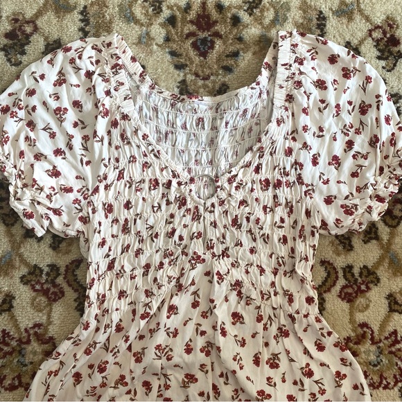 Vintage Ruched Babydoll Red Floral Blouse - Picture 2 of 3